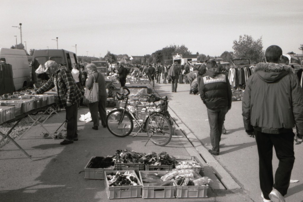 Flohmarkt am Bahnhof Kirchheim Teck